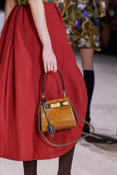Look 144
